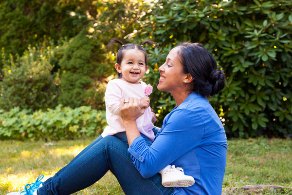 happy-women-with-kid